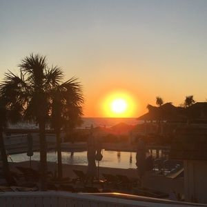 Meet your Posher, Claire